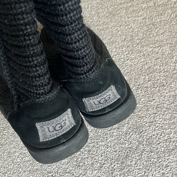 Black ugg Australia w classic cardy - Picture 5 of 7